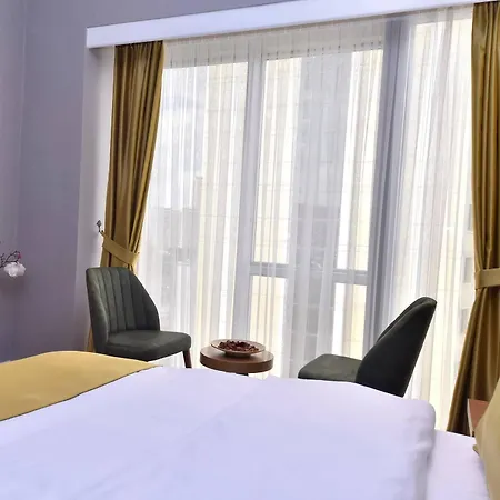 Отель Atacity 3*